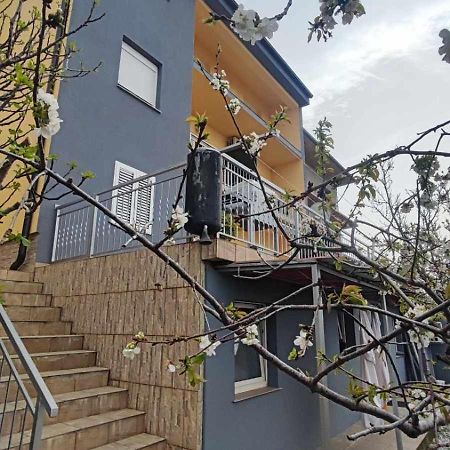 Apartments New Charming セニ エクステリア 写真
