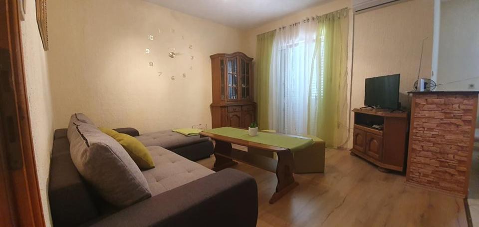 Apartments New Charming セニ エクステリア 写真