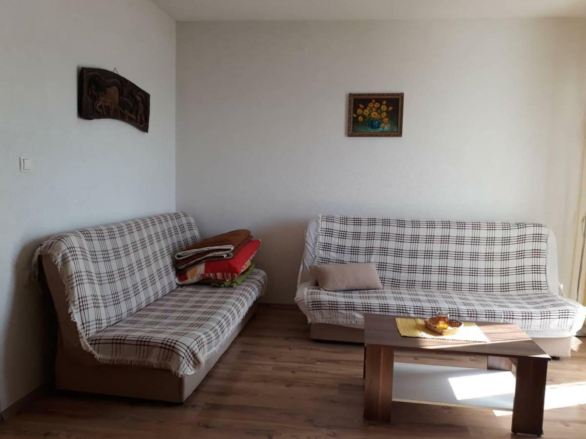 Apartments New Charming セニ エクステリア 写真